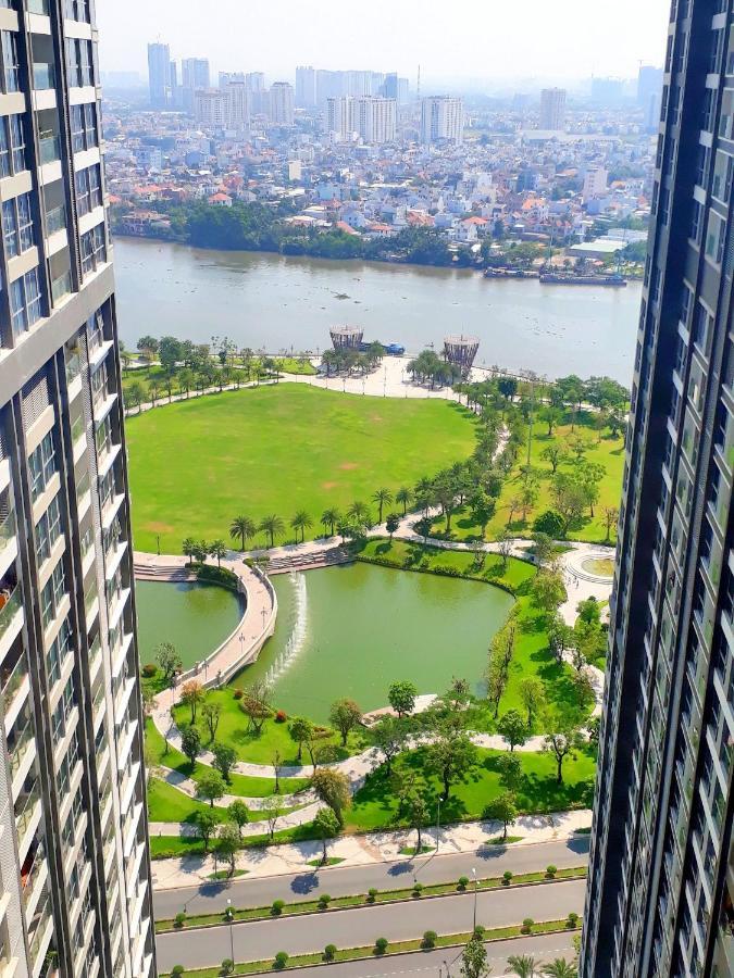 Luxury Vinhomes Central Park Humi *