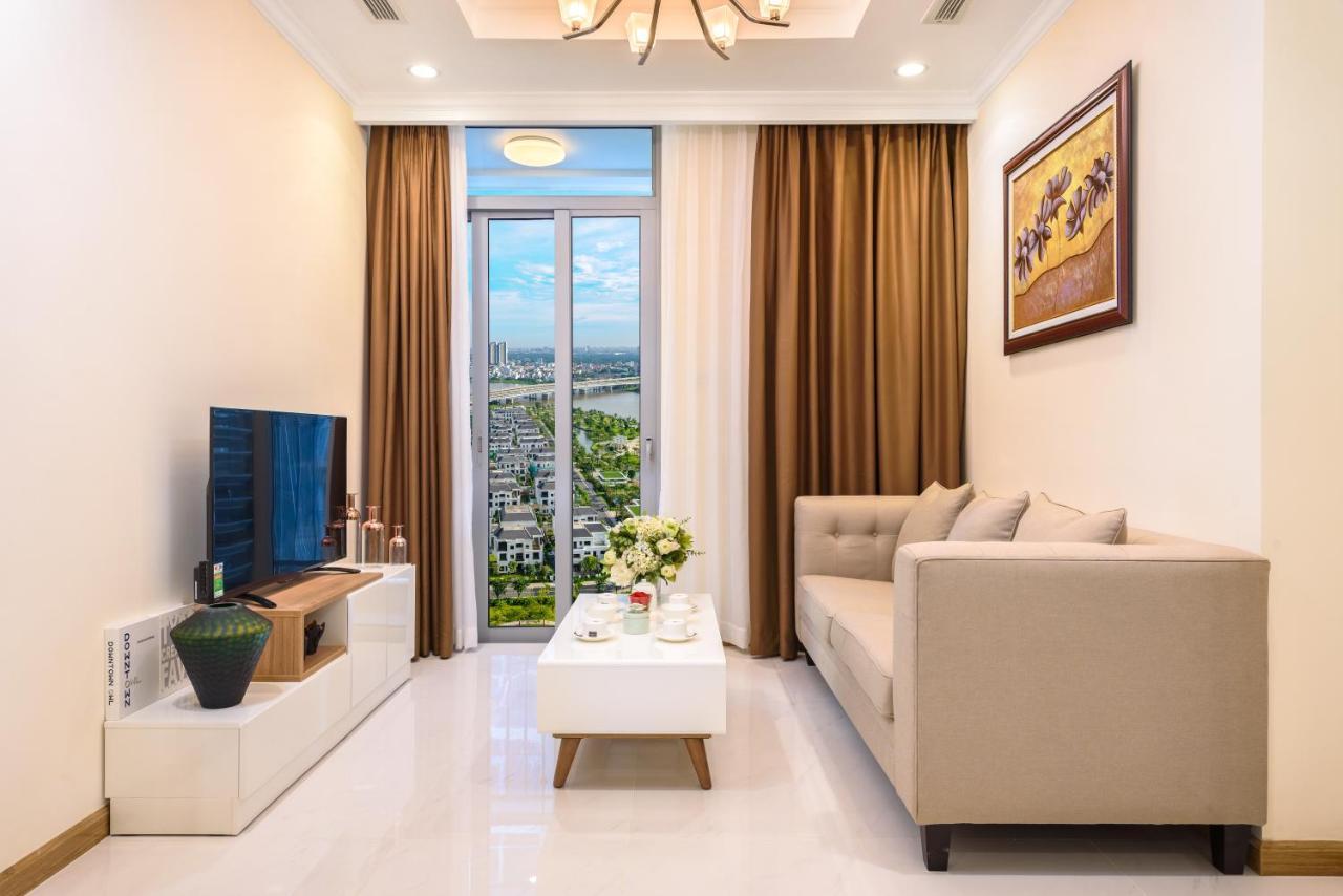 Luxury Vinhomes Central Park Humi Apartment