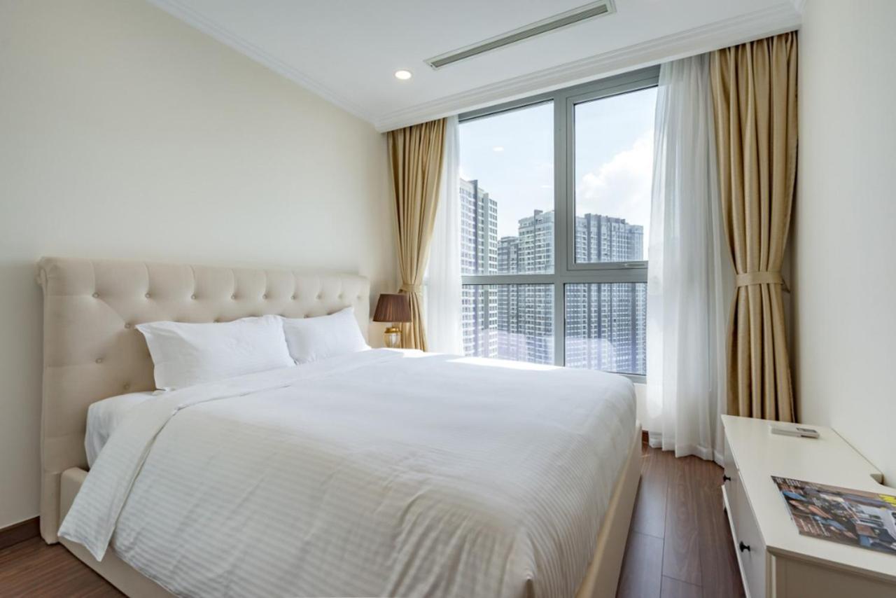 Luxury Vinhomes Central Park Humi Apartment *